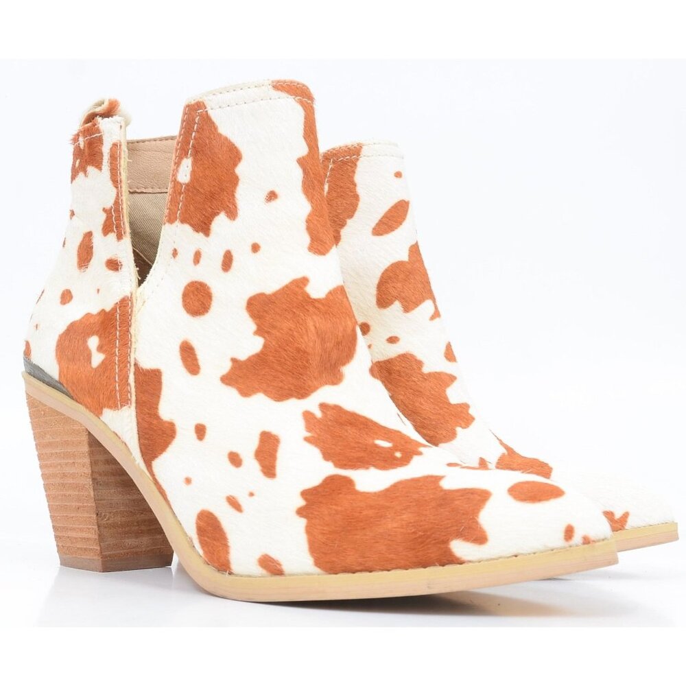 Very Volatile Mumba Women's 8 Cowhide Leather Bootie Festival Western Cow Print